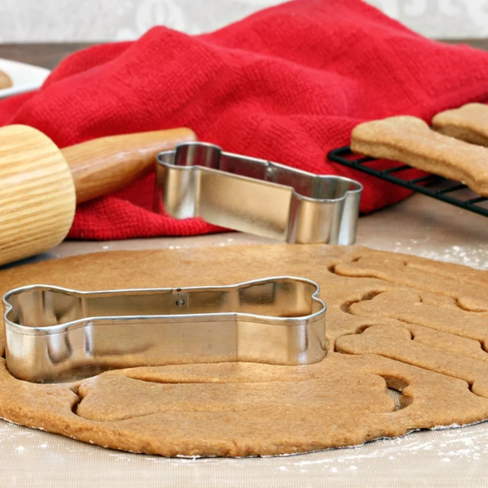 2-in-1 Food & Water Pet Bowl in Ice Blue + Dog Bone Cookie Cutter